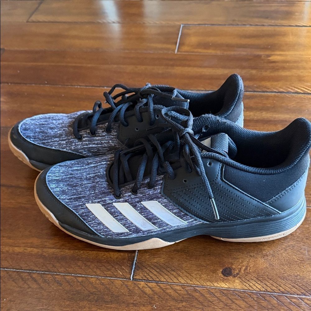 Adidas Libra 6 indoor volleyball
